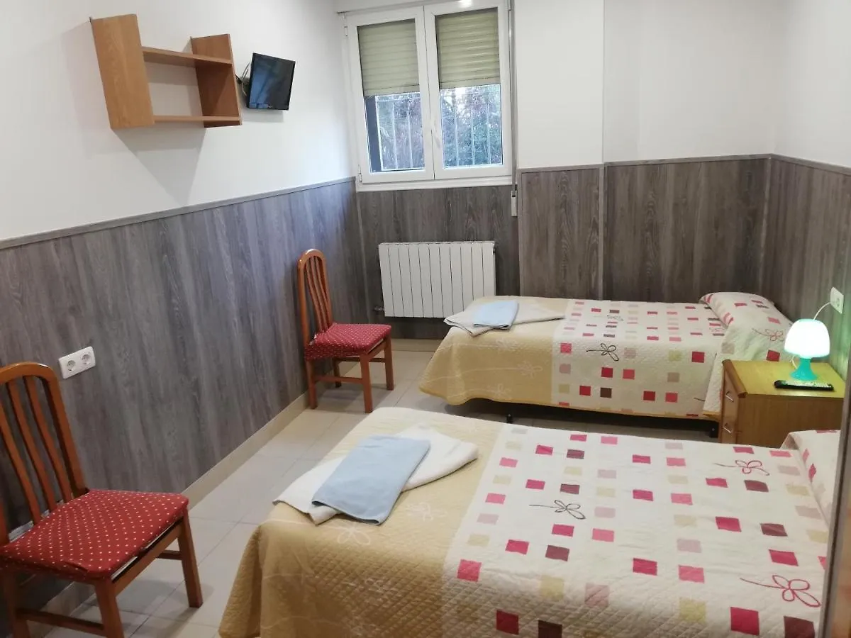 Pension Agarimo Trapagaran 2*,